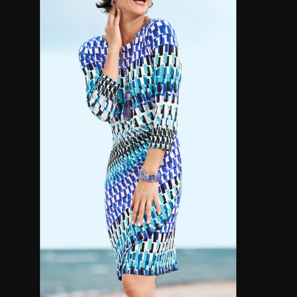 Chicos Dress Size 1 US 8 Medium White Blue Geometric Slinky Gathered Resortwear